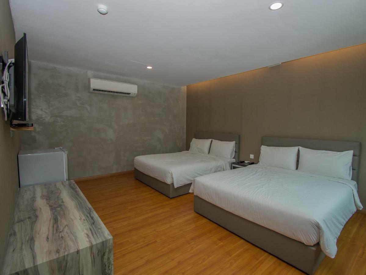 Insta Hotel Johor Bahru Exterior foto